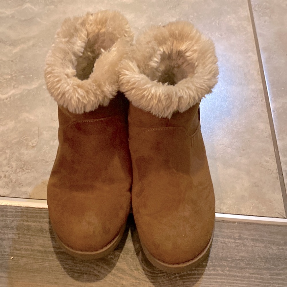 GUC Cat&Jack Boots